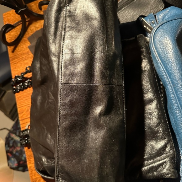 Prada Milano Italian leather handbag/shoulderbag - Picture 11 of 11